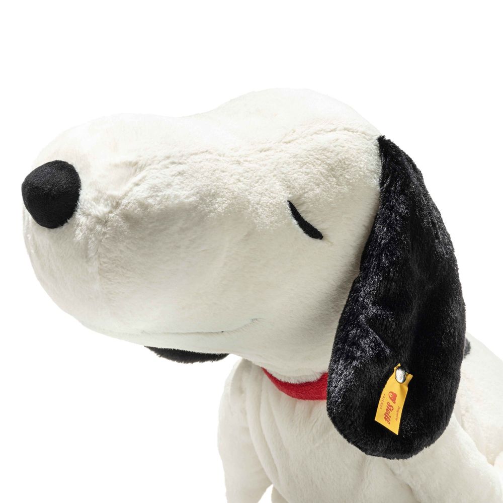 XL Snoopy Lying Plush - FAO Schwarz