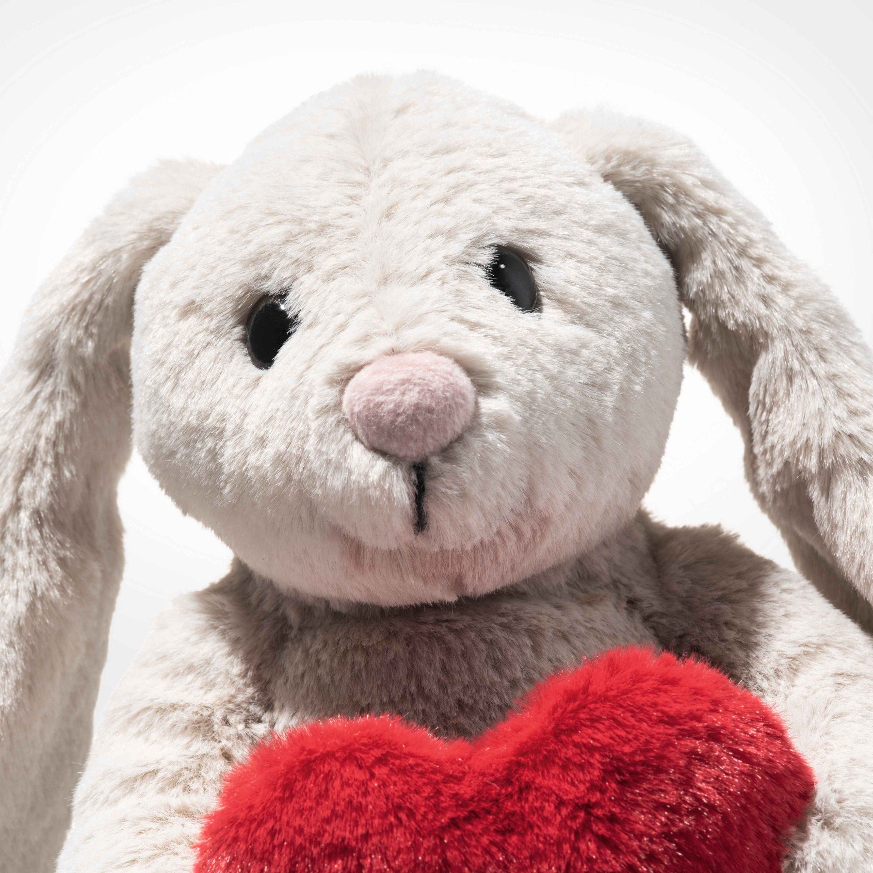 Hoppie Rabbit Grey Plush with Heart – 6″ - FAO Schwarz