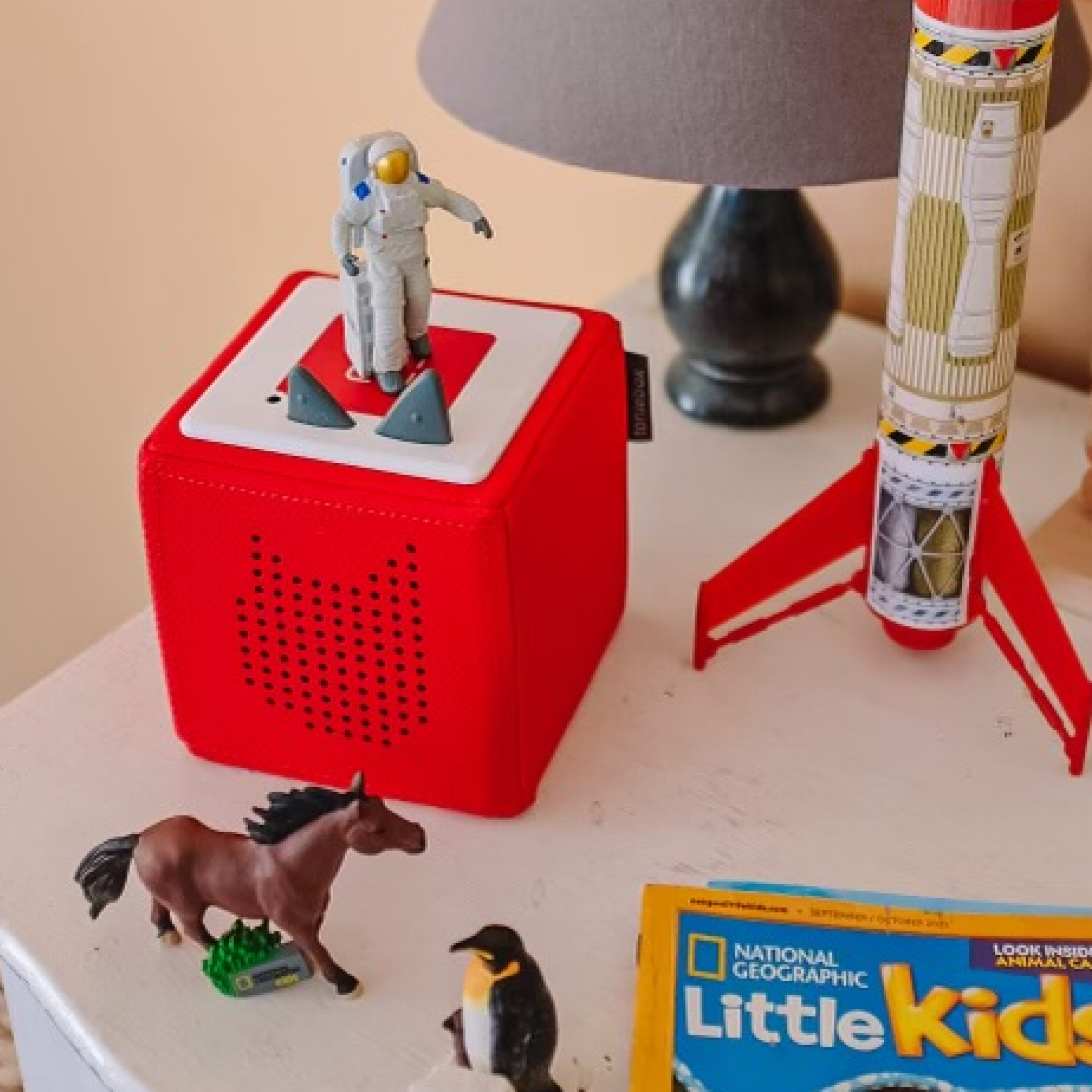 National Geographic Kids: Astronaut Tonie - FAO Schwarz