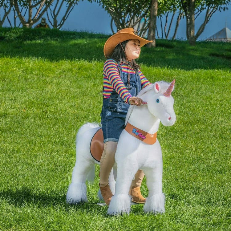 White Model U Ride-On Unicorn – 7+ Years - FAO Schwarz