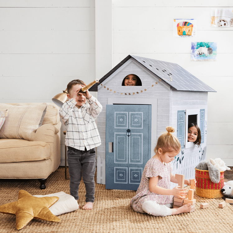 Make It Cute Playhouse - FAO Schwarz