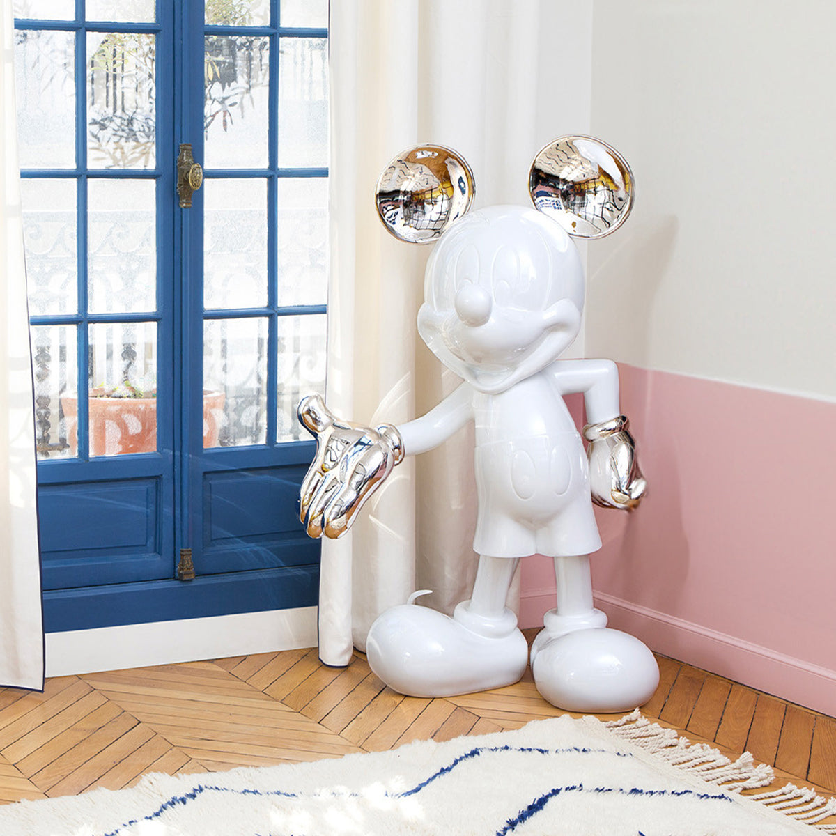 Mickey Mouse Figure White & Silver – 55″ - FAO Schwarz
