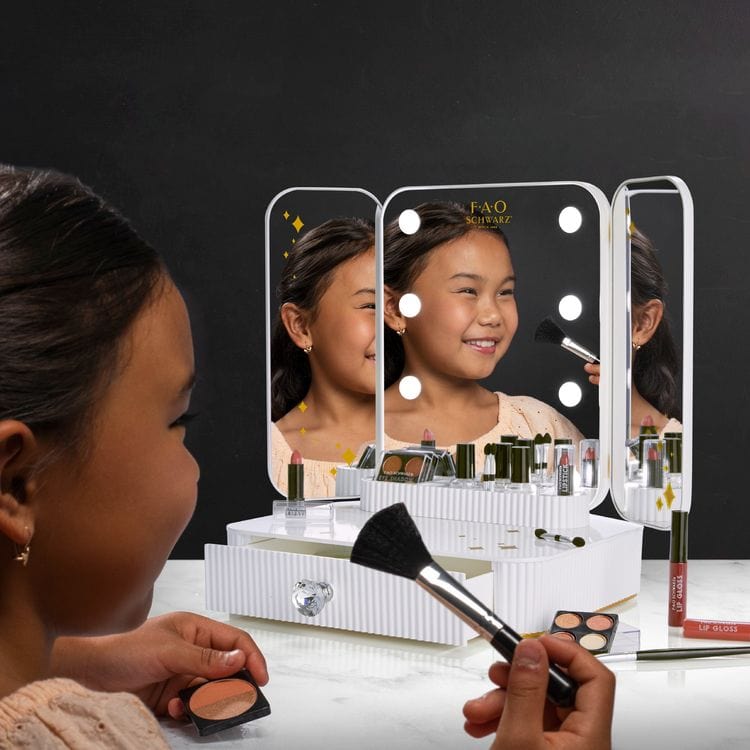 25-Piece Stunning Style Makeup Vanity Set - FAO Schwarz