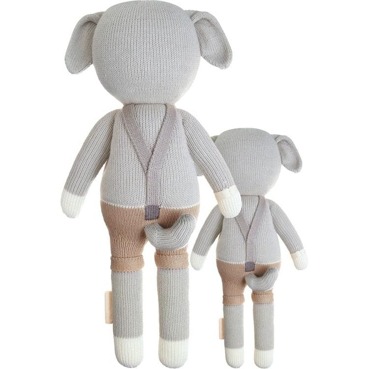 Regular 20″ Noah the Dog Hand-Knit Doll - FAO Schwarz
