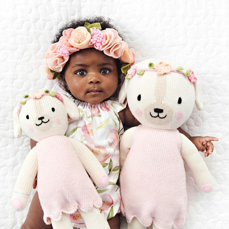 Regular 20″ Charlotte the Dog Hand-Knit Doll - FAO Schwarz