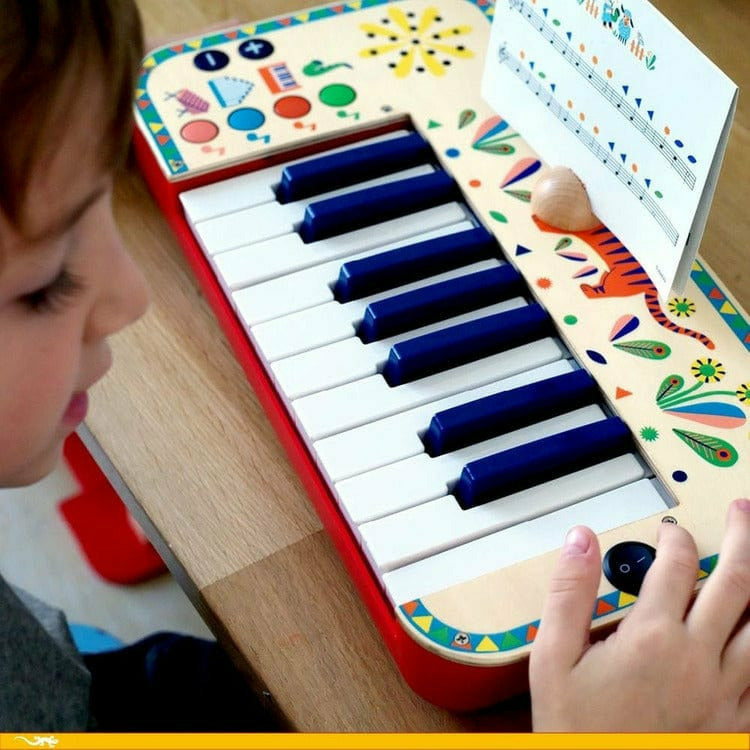 Animambo Synthesizer - FAO Schwarz