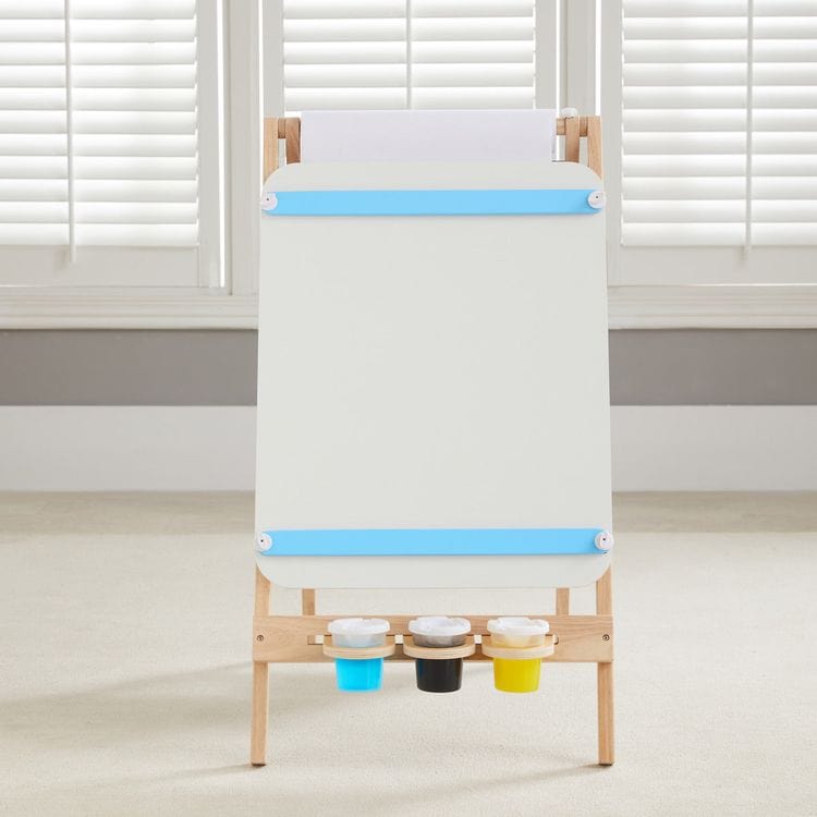 Easel Does It - FAO Schwarz