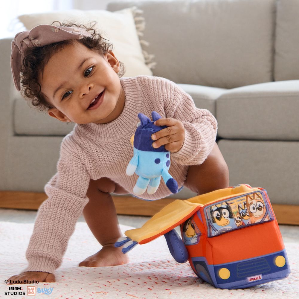 Bluey 5-Piece Plush Playset - FAO Schwarz