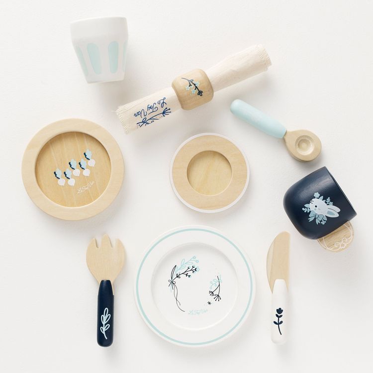 Wooden Cutlery Pretend Play Dining Set - FAO Schwarz